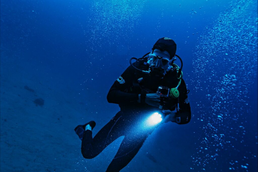 scuba travel agents that will help you explore the beautiful ocean.